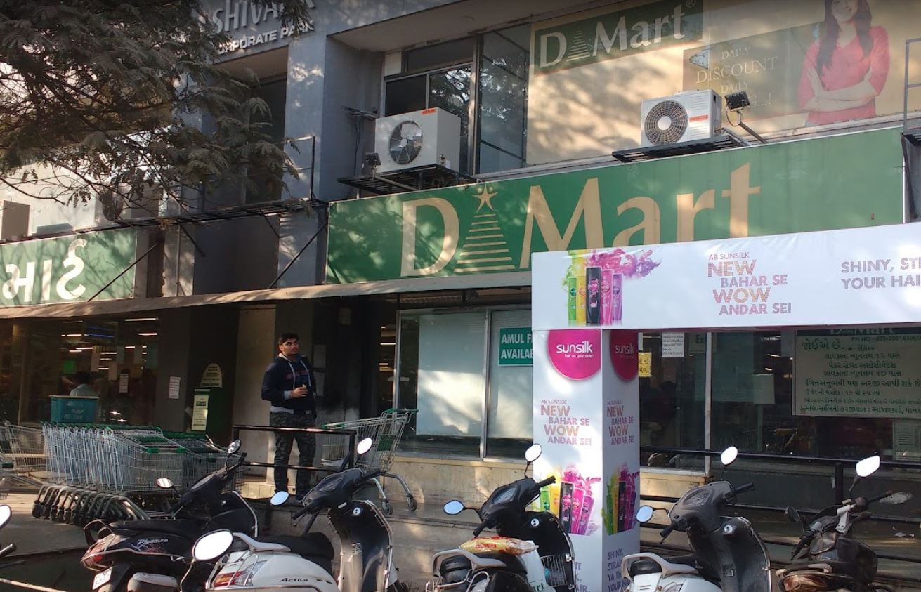 DMart Jodhpur Village, Ahmedabad